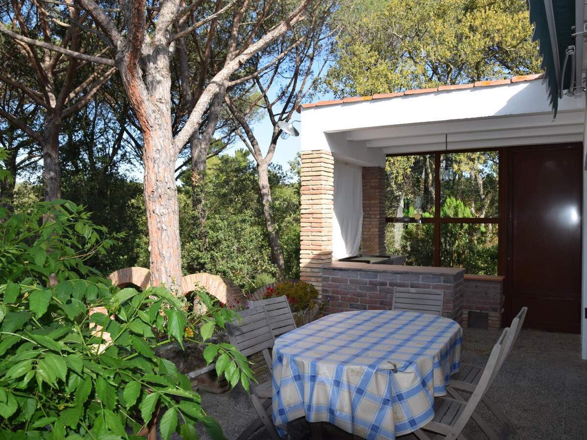 Magnifique Villa Mimosa à Santa Cristina d'Aro avec Piscine Privée et Proche de la Mer - Photo 10