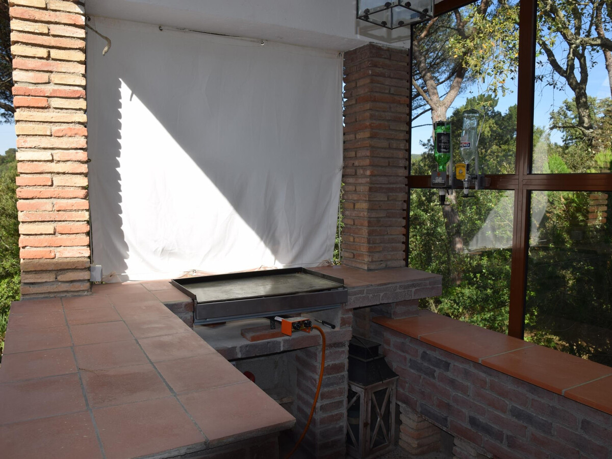 Magnifique Villa Mimosa à Santa Cristina d'Aro avec Piscine Privée et Proche de la Mer - Photo 11