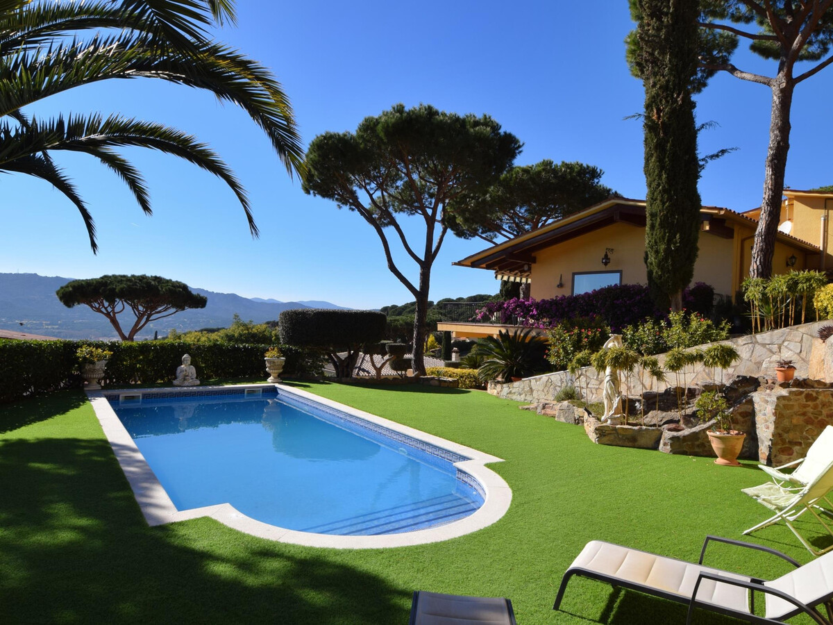 Villa avec piscine privée, BBQ, Wifi & Parking, près des plages de la Costa Brava - Photo 5