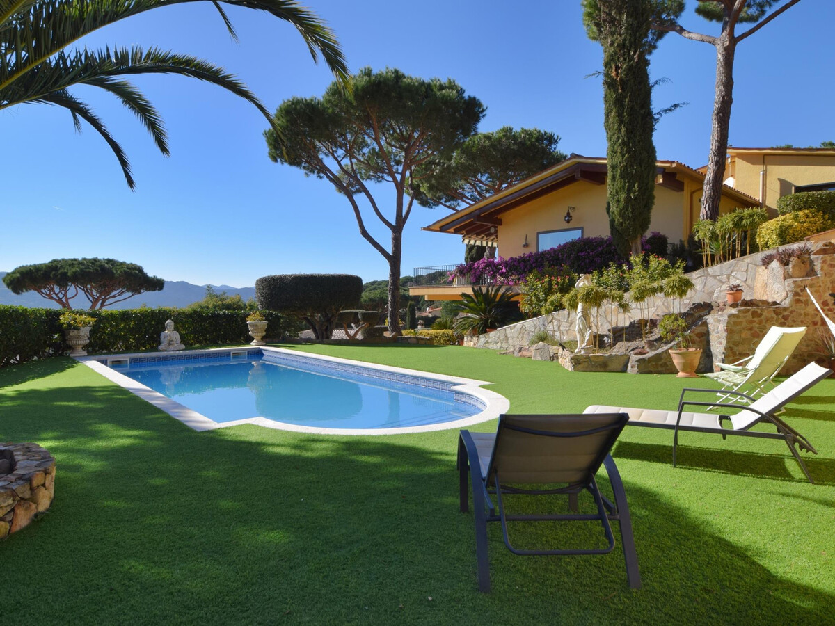 Villa avec piscine privée, BBQ, Wifi & Parking, près des plages de la Costa Brava - Photo 7