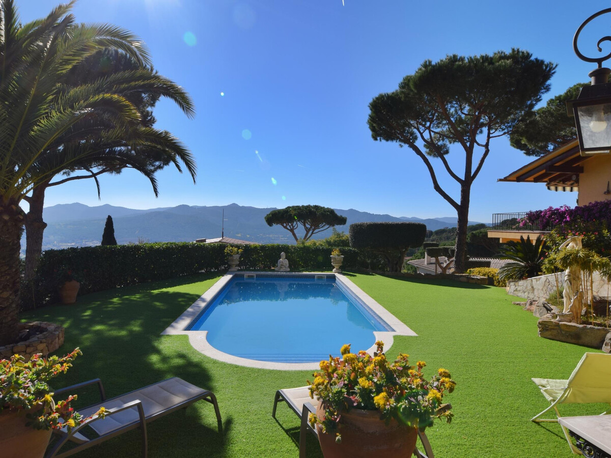 Villa avec piscine privée, BBQ, Wifi & Parking, près des plages de la Costa Brava - Photo 8