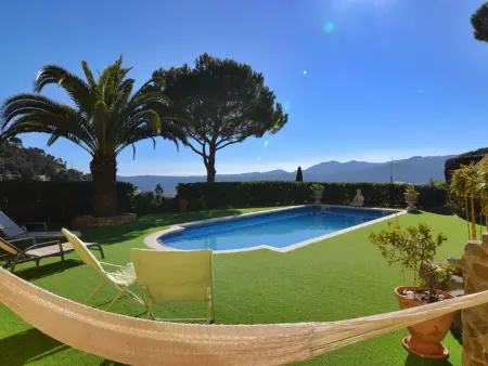 Location villa à Santa Cristina d'Aro, Villa avec piscine privée, BBQ, Wifi & Parking, près des plages de la Costa Brava