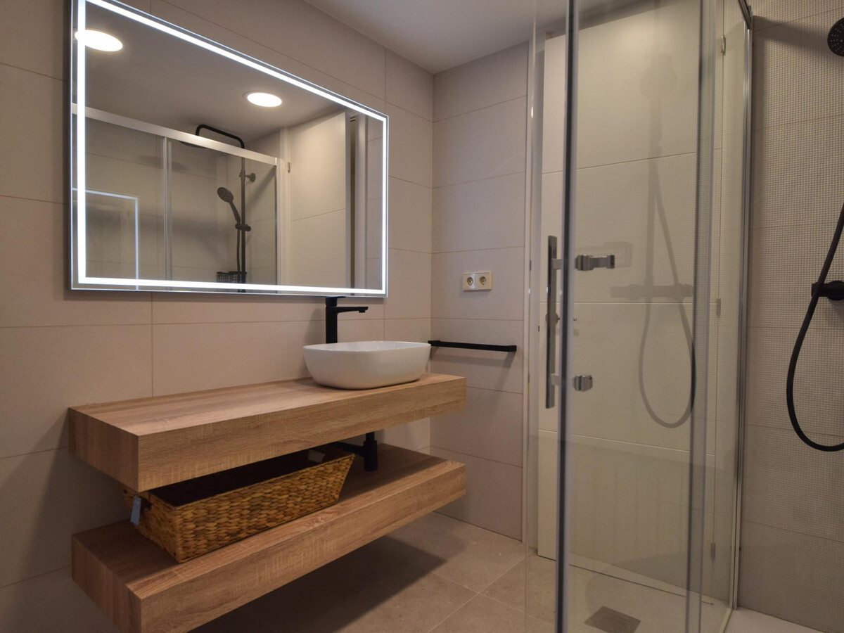 Villa rénovée 3 chambres piscine à 600m plage - Photo 24