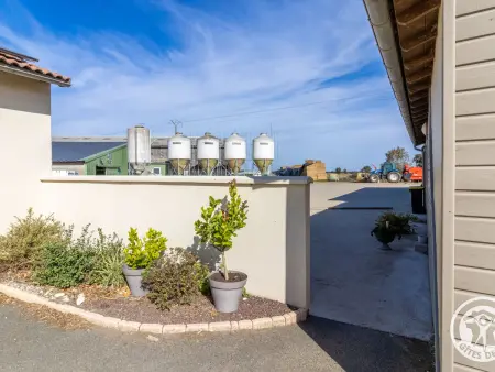 Gîte spa privatif à Nueil-sur-Layon, vignobles du Layon : photo 20