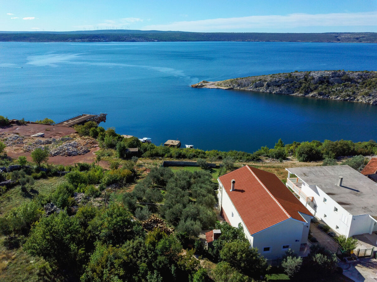Maison Ana à Maslenica, 130 m de la plage - Photo 33