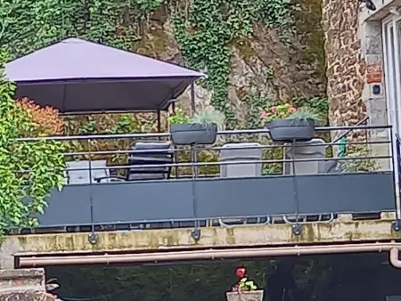 Gîte cosy avec jeux et terrasse à Auzon : photo 13