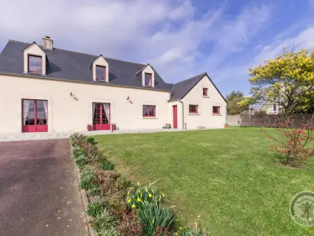Location gite à Sainte Mère Église, Maison spacieuse avec jardin clos à Sainte-Mère-Église, animaux acceptés
