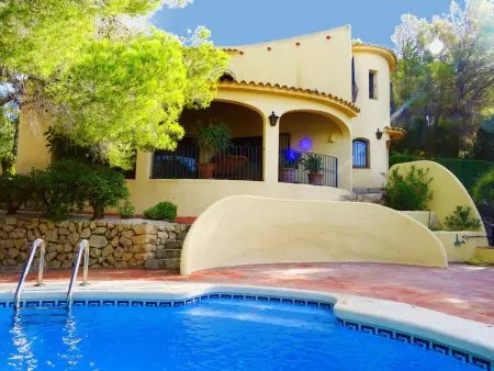 Location villa à Altea, Villa Bohème Chic avec Piscine Privée à Altea