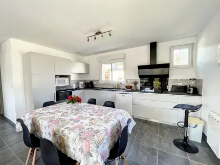 Maison rénovée 7 pers. à Carolles, jardin et ping-pong : photo 4