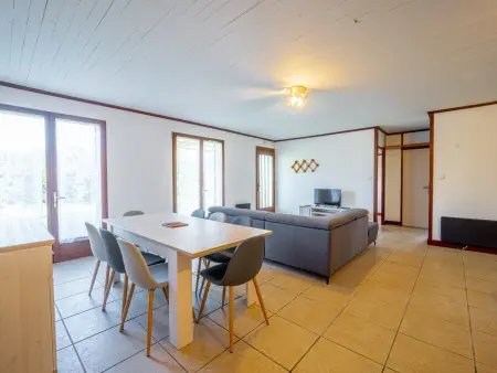 Maison à Mimizan Plage, 600m de la mer, 10 pers, 2 étoiles, confort moderne, jardin, parking - Photo 1