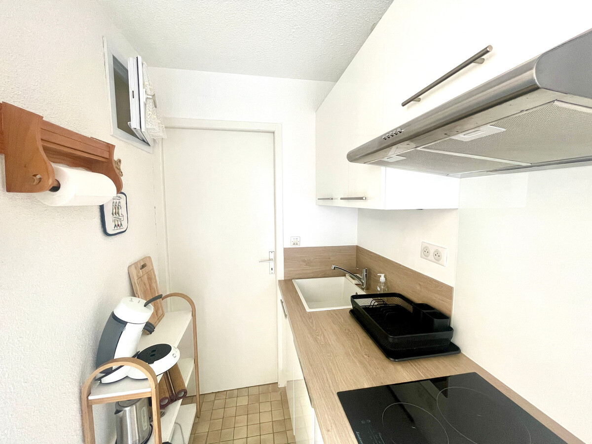 Maison plain-pied aux Sables-d'Olonne, cour et parking - Photo 4