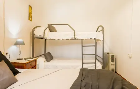 Maison en pierre avec piscine à Cortegana : photo 19