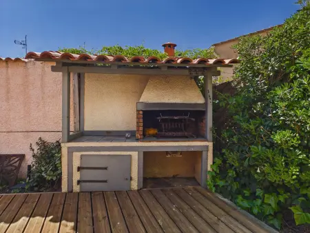 Maison climatisée avec jardin, terrasse et piscine, proche des campings - Marseillan - Photo 3