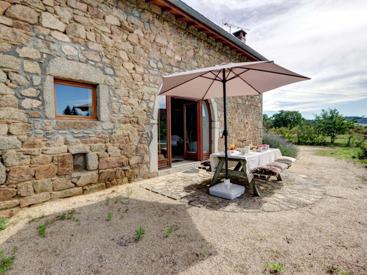 La Grange - Gîte 6 pers, cheminée, 1000 m² jardin - Photo 2