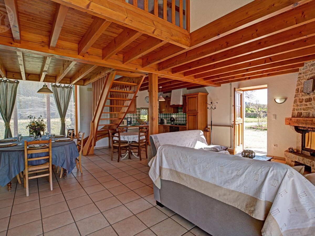 La Grange - Gîte 6 pers, cheminée, 1000 m² jardin - Photo 4