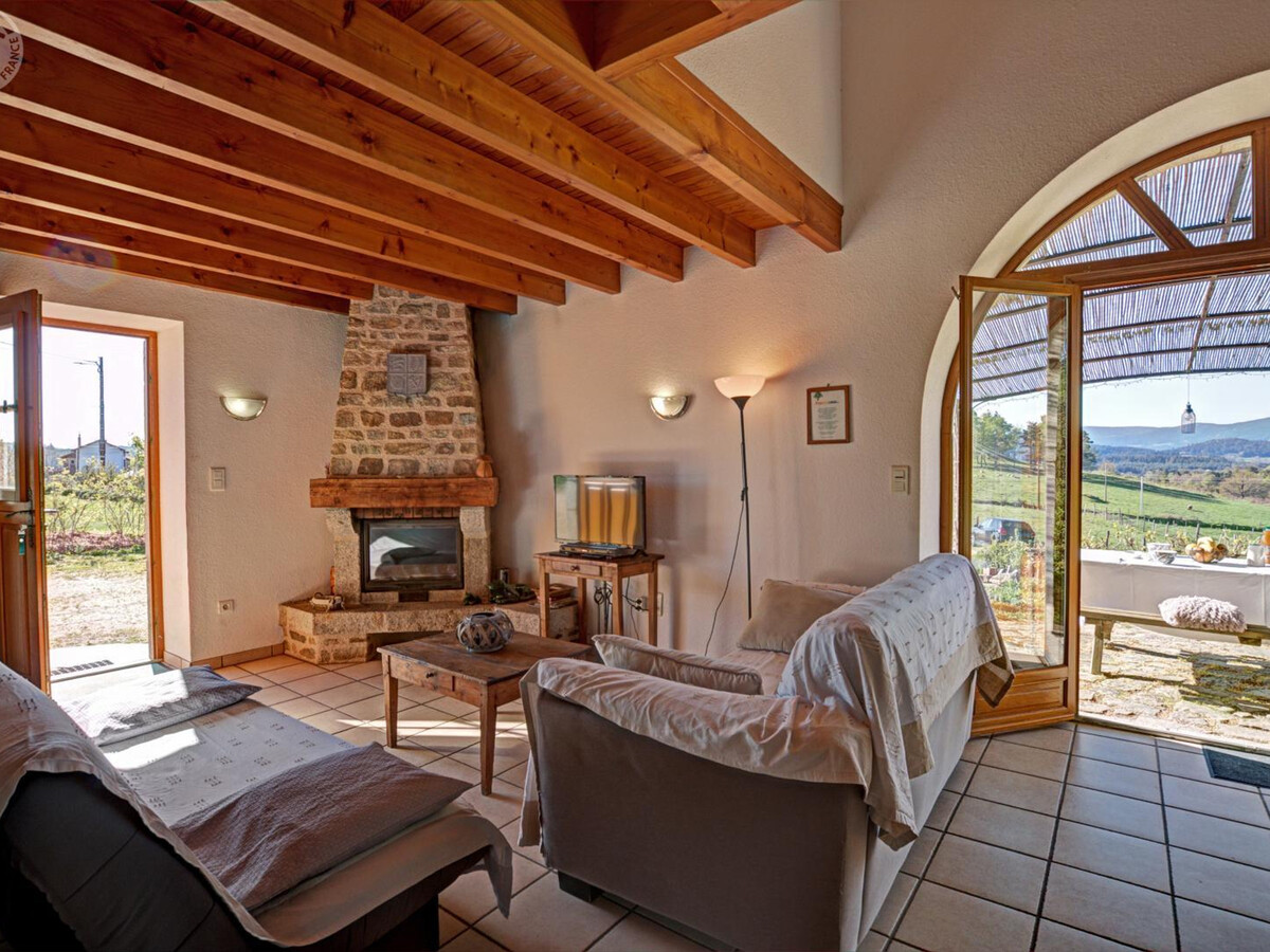 La Grange - Gîte 6 pers, cheminée, 1000 m² jardin - Photo 5