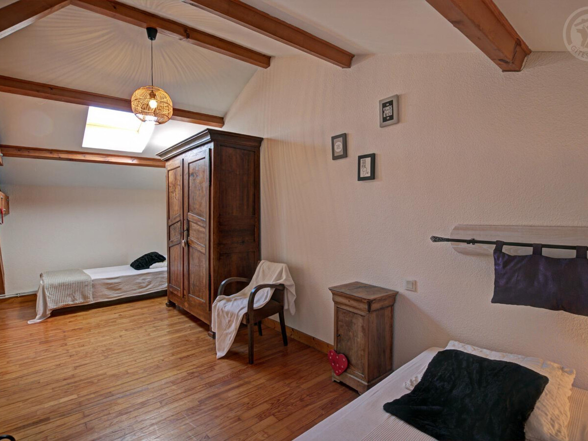 La Grange - Gîte 6 pers, cheminée, 1000 m² jardin - Photo 15