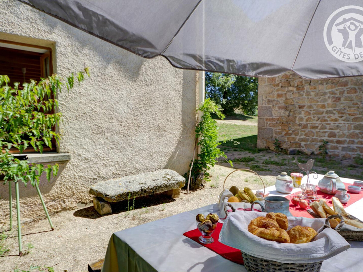Gîte 4 pers aux Salles, terrain 200m² et accès randos directes - Photo 2