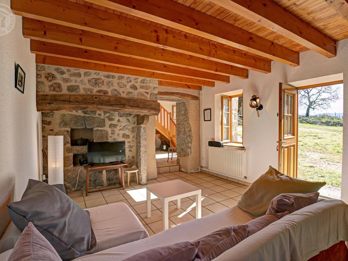 Gîte 4 pers aux Salles, terrain 200m² et accès randos directes - Photo 7