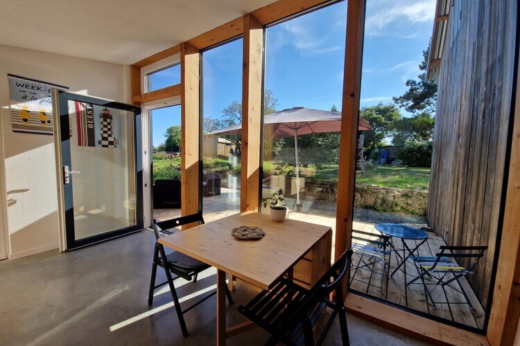 Maison plain-pied éco-conçue, jardin 3000 m², vue mer - Photo 7