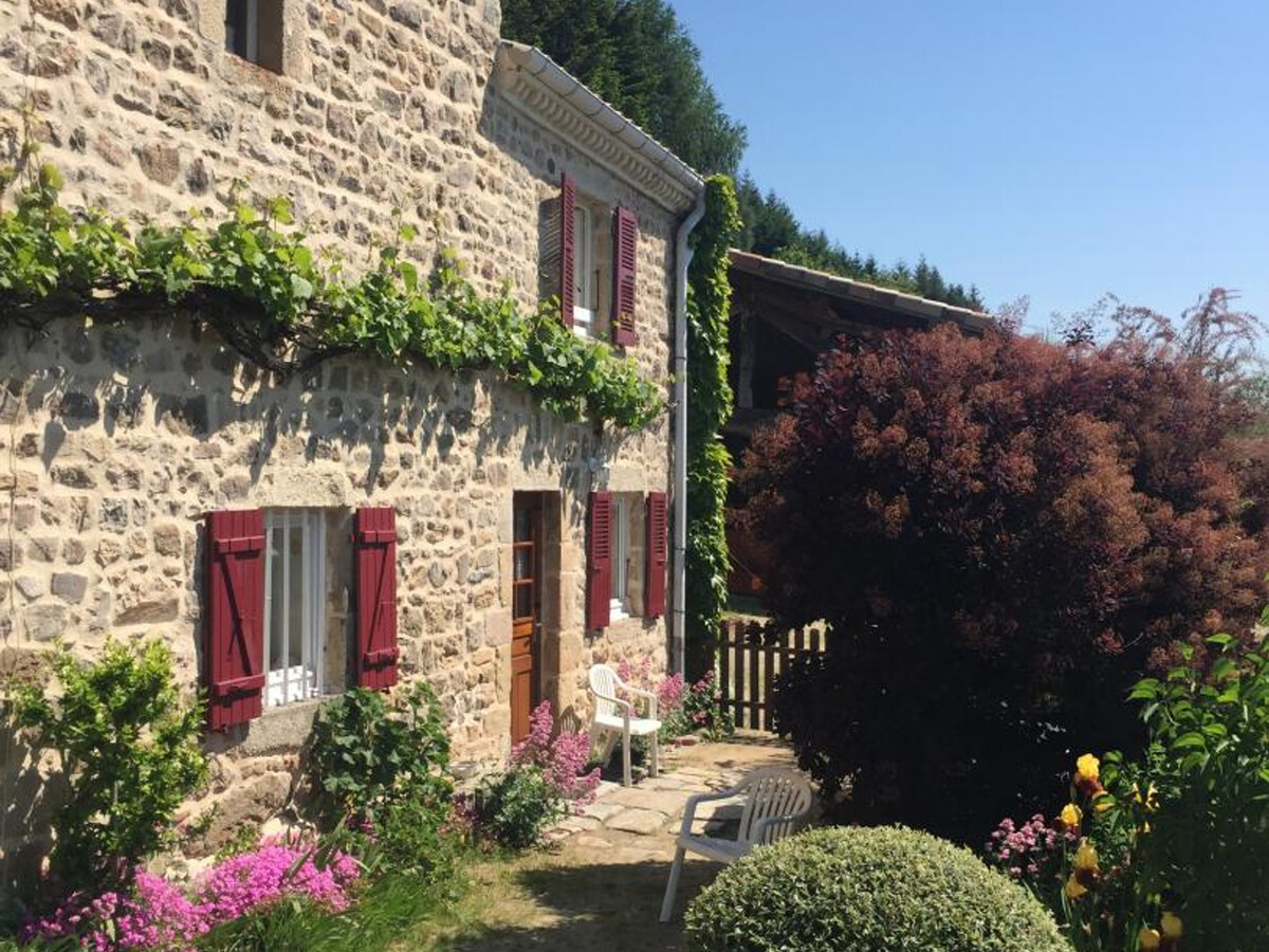 Gîte Les Airelles à Véranne, ferme XVIIe-XVIIIe siècles - Photo 1