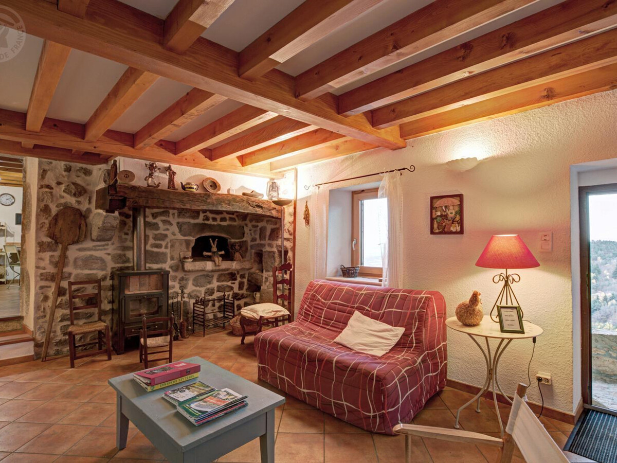 Gîte Les Genêts - Ferme XVIIe siècle à Véranne - Photo 4