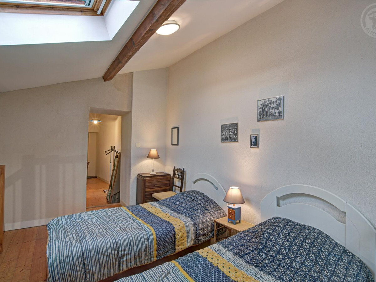 Gîte Les Genêts - Ferme XVIIe siècle à Véranne - Photo 9