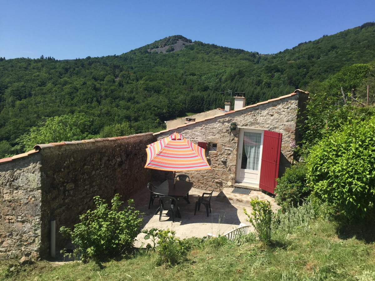 Gîte Les Genêts - Ferme XVIIe siècle à Véranne - Photo 12
