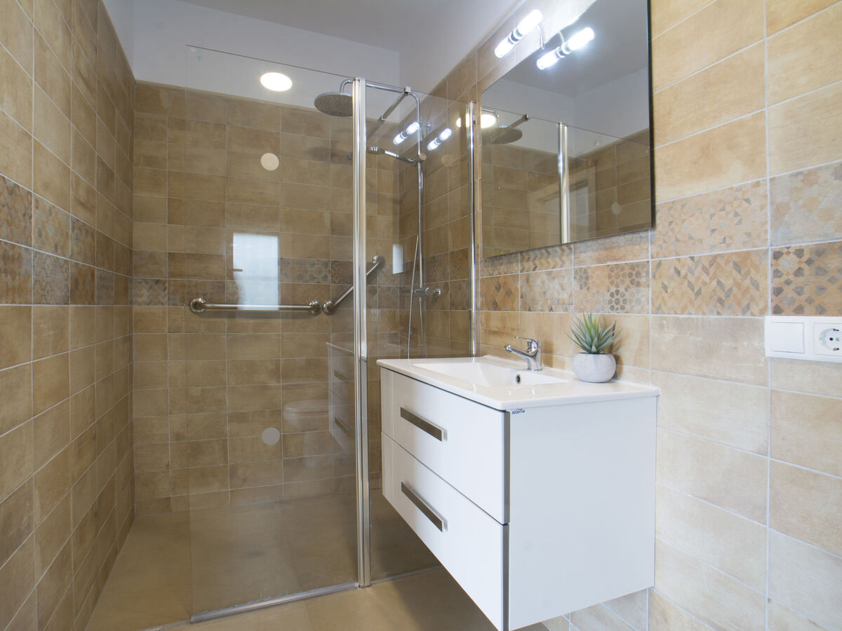 Villa La Calma – piscine privée et terrain de 961 m² à Calpe - Photo 16