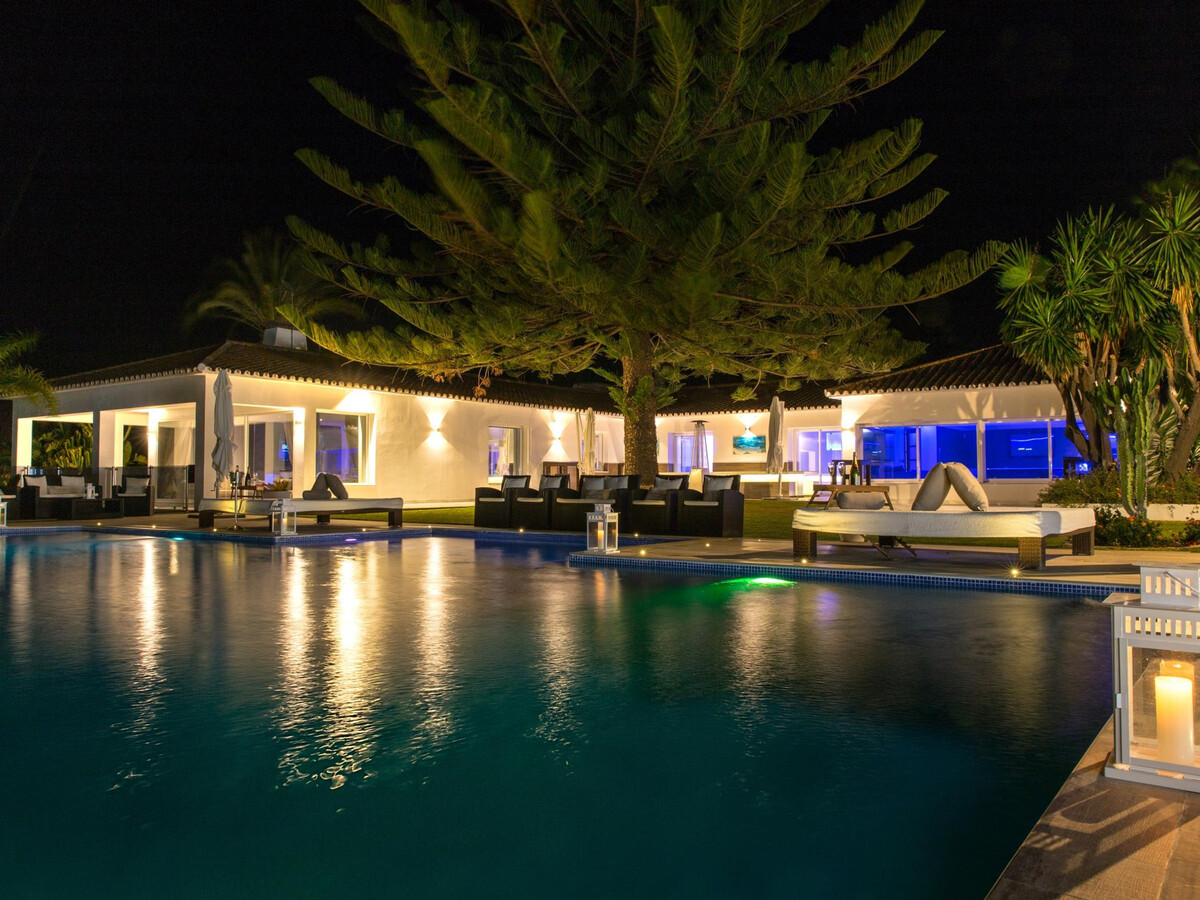 Villa 8 chambres Marbella avec piscine débordement et services - Photo 3