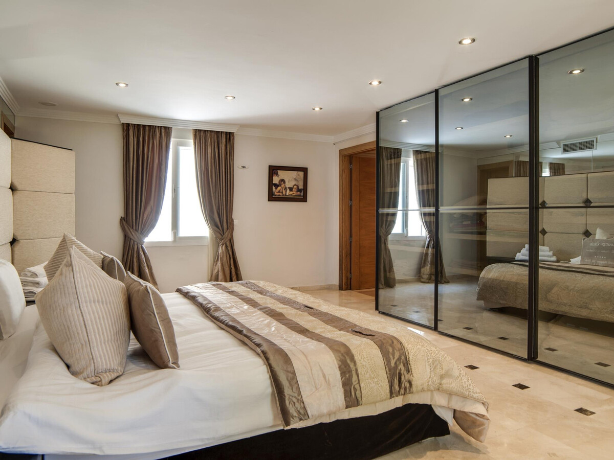 Villa 8 chambres Marbella avec piscine débordement et services - Photo 10