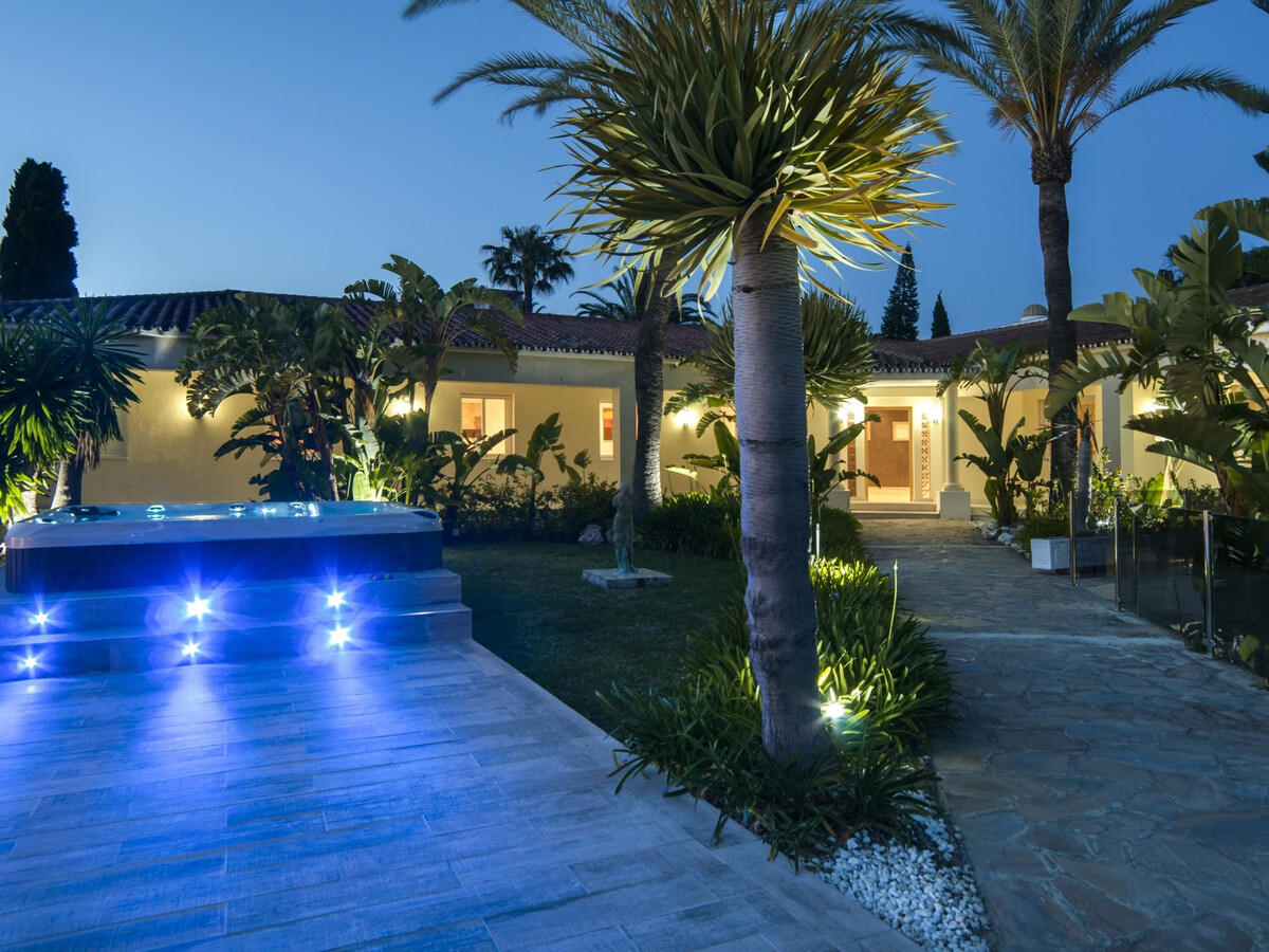 Villa 8 chambres Marbella avec piscine débordement et services - Photo 25