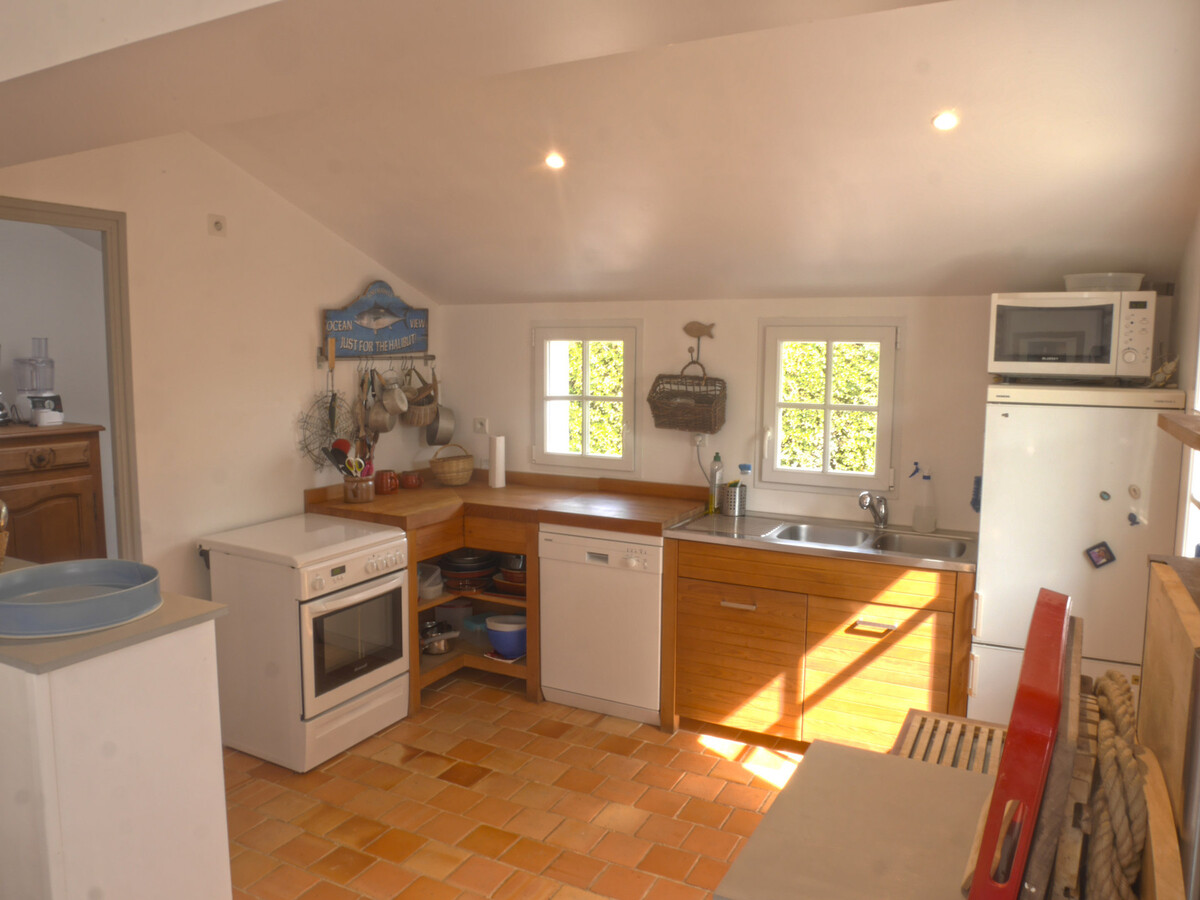 Villa familiale 5 chambres, jardin 1000 m², près du port - Photo 5