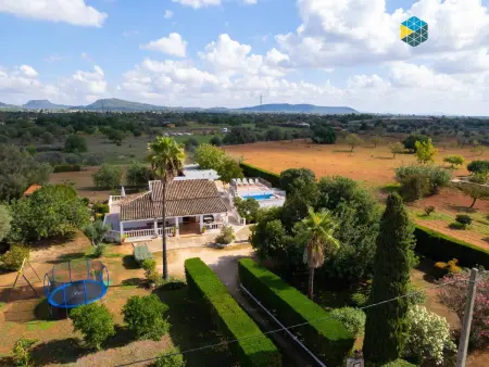 Location maison à Llucmajor, Maison confortable à Llucmajor avec piscine, jardin, jeux pour enfants - Idéale pour familles et repos