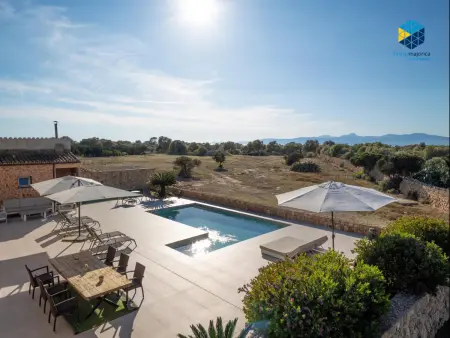 Location villa à Llucmajor, Ferme de Charme à Llucmajor avec Piscine Privée et Terrain de 70 Hectares - Capacité 6 Personnes