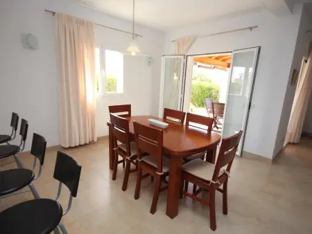 Maison de Vacances à Sa Rápita avec Jardin, Climatisation et Accès Proche à la Plage - Photo 8