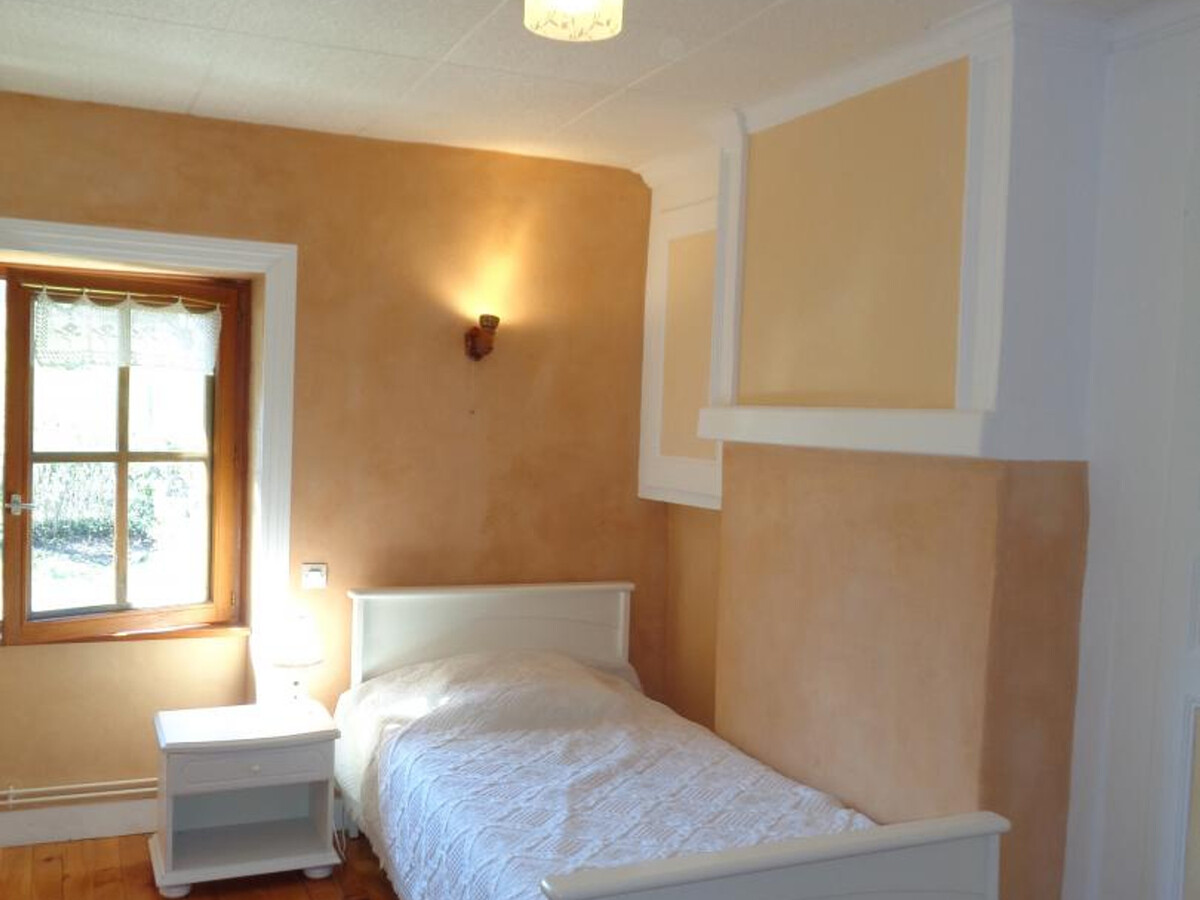 Gîte 132 m² avec piscine et jardin à Renaison - Photo 8