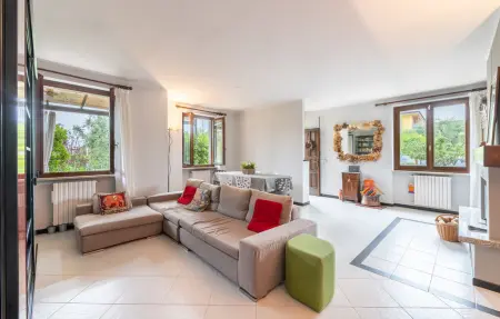 Location Maison 6 personnes à Desenzano del Garda - Photo 2