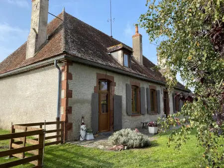 Gîte fermier avec piscine chauffée en Sologne Bourbonnaise : photo 3