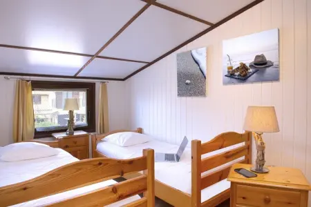 Domaine Les Tamaris et Les Portes du Soleil Portiragnes // Maison confort 3 chambres 7 pers, Magnifique hôtel à Portiragnes près de la plage - Photo 6