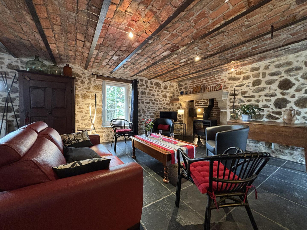 Gîte rural rénové, 6 pers., terrasse 35 m² à Marcillat - Photo 8