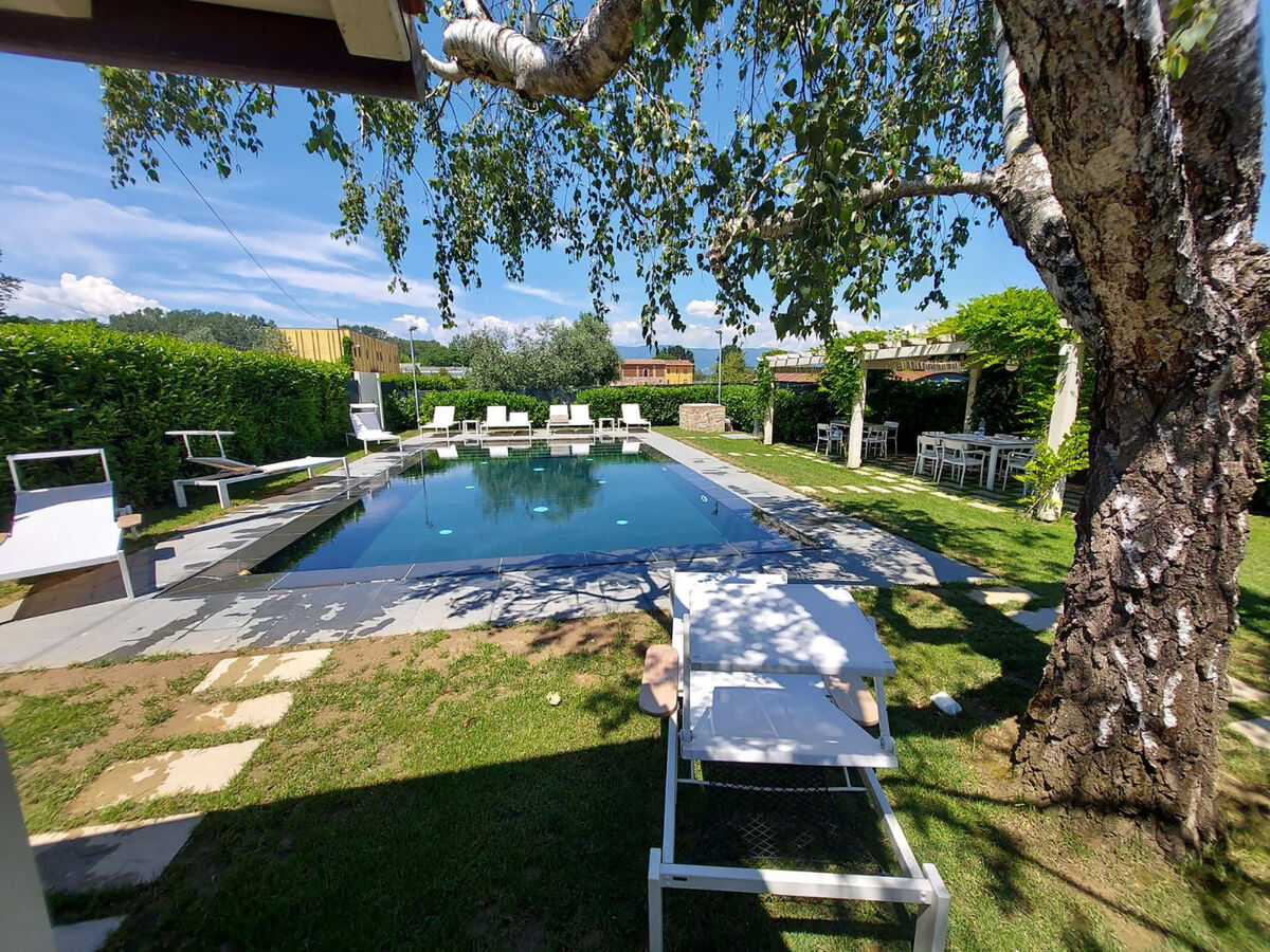 Maison Glicine à Lucca : 3 chambres, piscine commune - Photo 3