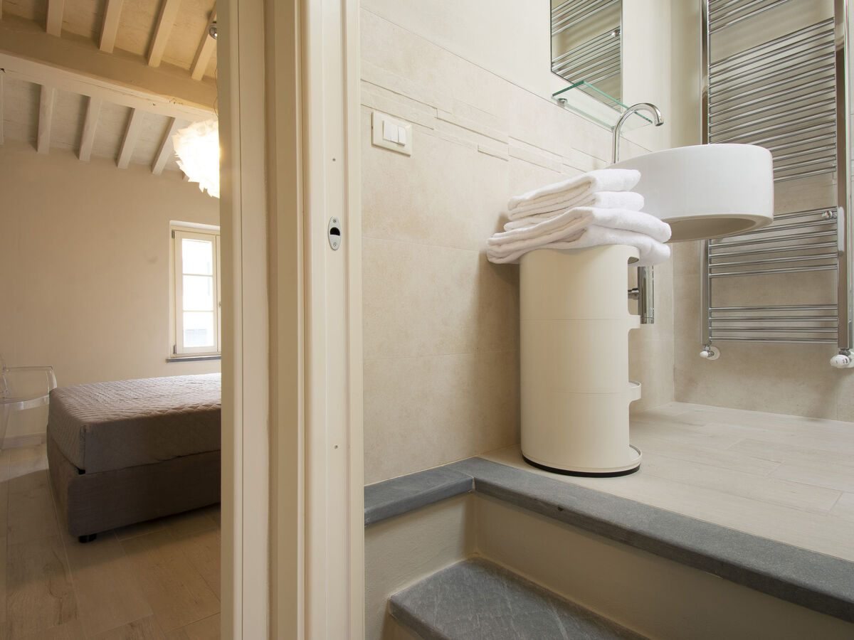 Maison Glicine à Lucca : 3 chambres, piscine commune - Photo 22