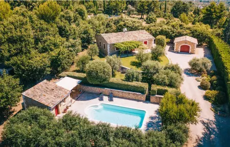 Maison pierre 120 m² piscine privée, parc Luberon : photo 3
