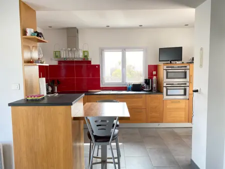 Villa familiale avec piscine privée chauffée, 800m plage, WiFi - Photo 8