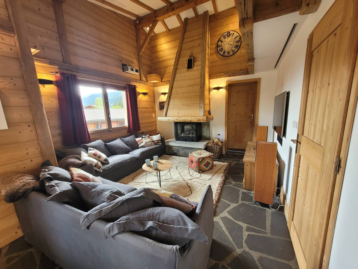 Chalet La Silène, 8 pers., cheminée et balcon sud-ouest - Photo 1