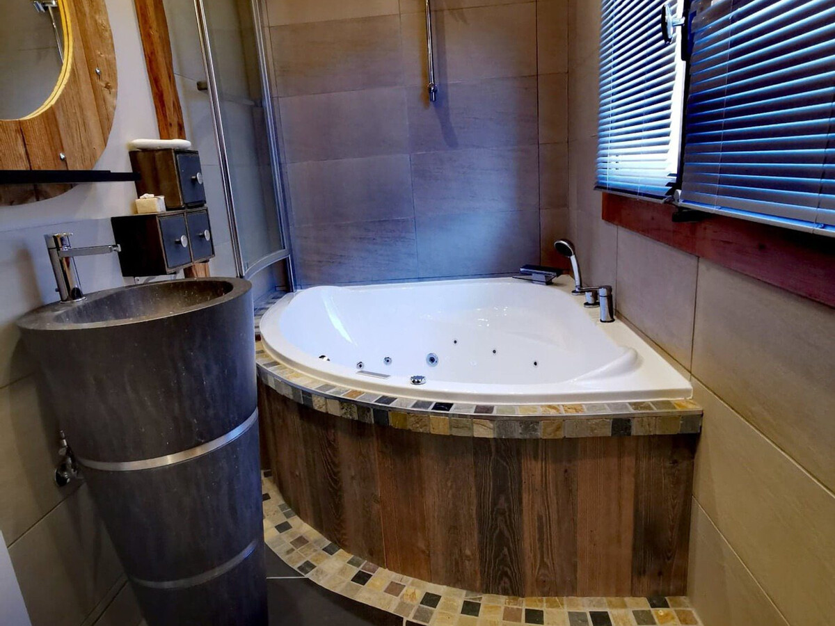 Chalet La Silène, 8 pers., cheminée et balcon sud-ouest - Photo 8