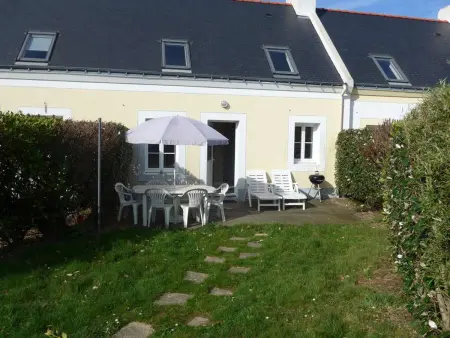 Location maison à Locmaria, Maison mitoyenne avec jardin, 4 couchages, calme à Locmaria
