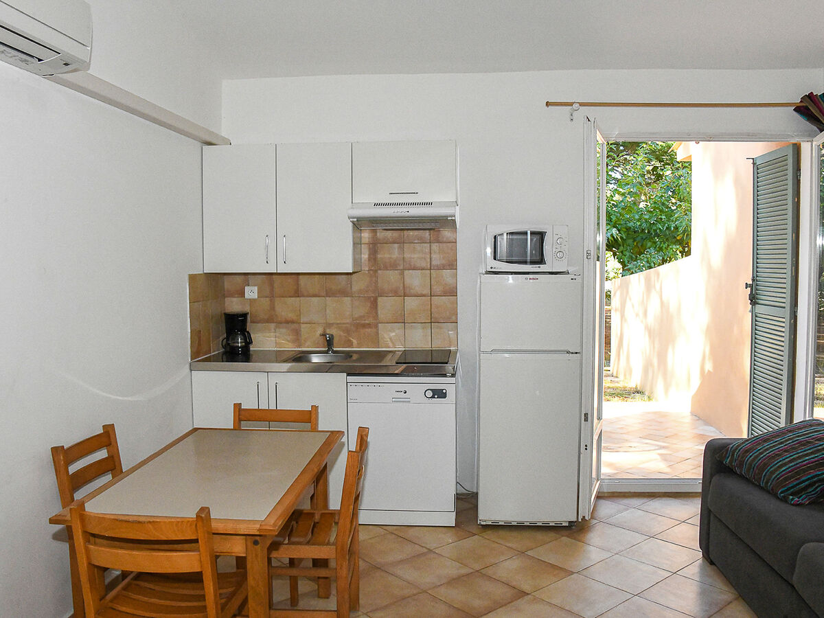 Studio cabine 24m² à 50m de la plage, La Marana - Photo 8