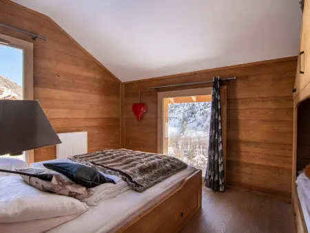 Chalet 5 pièces avec sauna et jardin clos à Valloire : photo 9